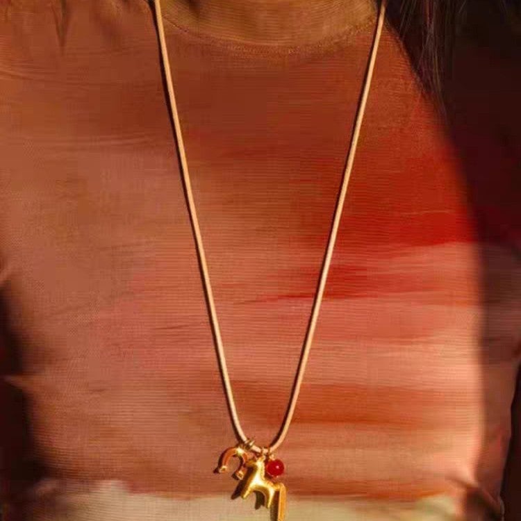 New Sterling Silver Matte Pendant Pony Necklace Women'S High-End Niche Accessible Luxury Jewelry Fashion Versatile Jewelry Accessories - Image 5